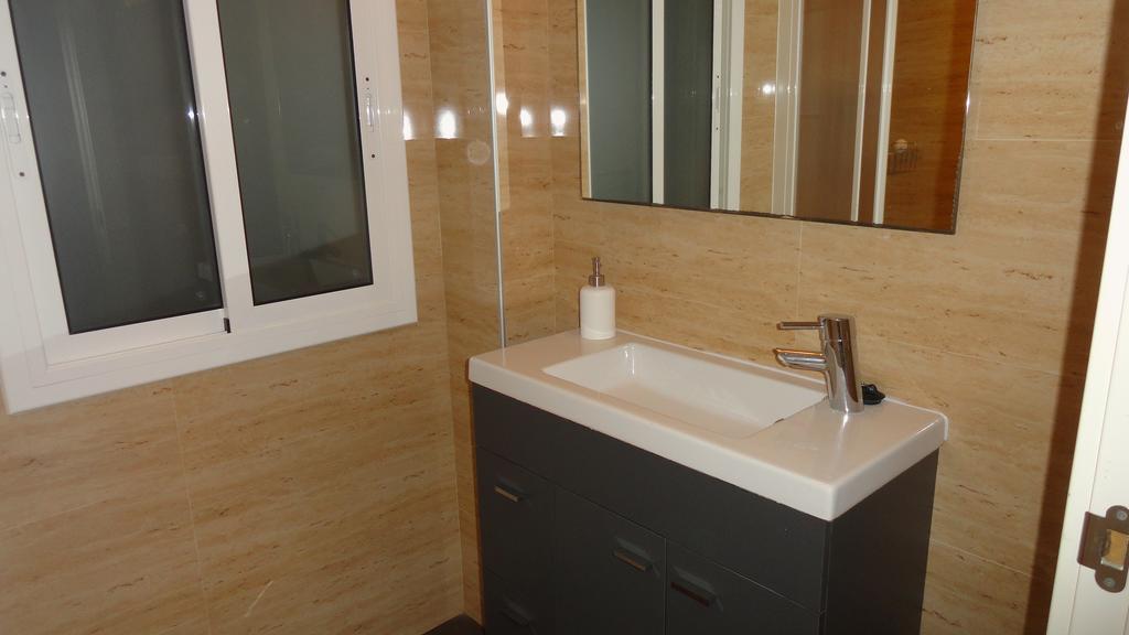 Zona Playa De San Sebastian Apartament *